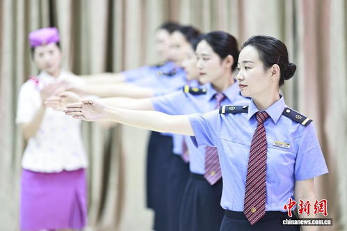 重慶客運員開展服務(wù)禮儀培訓(xùn)，全力備戰(zhàn)國慶假期會展會務(wù)服務(wù)